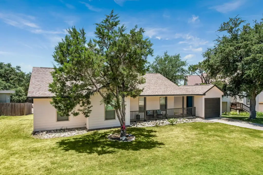 Homes For Sale Point Venture, Jonestown, Lago Vista, TX Emily